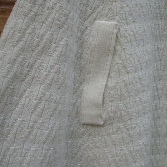 Vintage 60s Off White Ivory Sweater Poncho Cape S M L - Picture 4 of 7